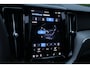 Volvo XC60 2.0 T6 Plug-in hybrid AWD Ultra Black Edition | Bowers & Wilkins premium audio | Panoramadak | Stoelverwarming | Google Services | 360" Camera | Geheugenfunctie op voorstoelen