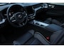 Volvo XC60 2.0 T6 Plug-in hybrid AWD Ultra Black Edition | Bowers & Wilkins premium audio | Panoramadak | Stoelverwarming | Google Services | 360" Camera | Geheugenfunctie op voorstoelen