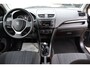 Suzuki Swift 1.2 Comfort EASSS Airco, Stoelverwarming, Lichtmetalen wielen, Radio cd speler, Elektrische ramen