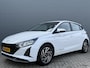 Hyundai i20 DEMO DEAL | 1.0 T-GDI 48V MHEV 100pk Comfort | DEMO | Apple Carplay & Android Auto | Dode Hoek Indicatoren | 16 Inch lichtmetalen Velgen