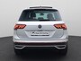 Volkswagen Tiguan 1.4TSIeHybrid 180kW/245PK Elegance DSG · Panoramadak · Camera + Parkeersensoren · Navigatie
