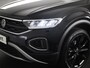 Volkswagen T-Roc 1.5 TSI Life 150 pk Automaat (DSG) | Navigatie | Trekhaak (afneembaar) | Parkeersensoren (Park assist) | Achteruitrijcamera | Stoelverwarming |