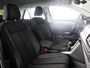 Volkswagen T-Roc 1.5 TSI Life 150 pk Automaat (DSG) | Navigatie | Trekhaak (afneembaar) | Parkeersensoren (Park assist) | Achteruitrijcamera | Stoelverwarming |