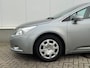 Toyota Avensis 1.6 VVTi Comfort | Clima | Park.Sens | Trekhaak