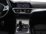 BMW 3-Serie 320e M Sport | Leder | Trekhaak | Stoelverwarming | Carplay | Sportstoelen | Laserlicht | Live Cockpit | DAB | Parkeerhulp | Navigatie | Climate control | Bluetooth | Cruise control