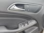 Mercedes-Benz B-klasse 180 Ambition + XENON + HALF LEER + NAVIGATIE + CRUISE + LM VELGEN