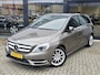 Mercedes-Benz B-klasse 180 Ambition + XENON + HALF LEER + NAVIGATIE + CRUISE + LM VELGEN