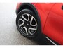 Renault Captur 0.9 TCe Helly Hansen, NL auto, Hoge instap, Clima, Cruise, Navi, 17 inch all season, 2e Eig. , Regen, Lichtsensor, Parkeersensoren achter