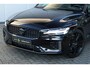 Volvo V60 2.0 T6 Plug-in hybrid AWD Ultimate Dark