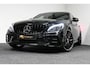 Mercedes-Benz C-klasse 180 AMG Line / Orig. Nederlands / C63s AMG Diffuser / Panamericana Grille / Carbon interieurdelen / Burmester Surround Sound / Elektr. verstelbare voorstoelen + memory / Ambienteverlichting / Stoelverwarming / Apple Carplay - Android Auto / 20'' LMV / Achteruitrijcamera / Cruise Control / Dodehoek detectie / Lederen AMG bekleding / Night pakket / Agility Control