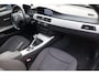 BMW 3-Serie Touring 318i Business Line Navigatie, Cruise control, Climate control, Lichtmetalen wielen