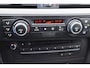 BMW 3-Serie Touring 318i Business Line Navigatie, Cruise control, Climate control, Lichtmetalen wielen