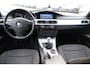 BMW 3-Serie Touring 318i Business Line Navigatie, Cruise control, Climate control, Lichtmetalen wielen