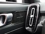 Volvo XC40 Recharge P8 AWD R-Design | PANO | 360° | ADAPTIVE | H&K | STOEL- EN STUURVERW. | TREKHAAK