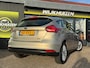 Ford Focus 1.0 Titanium met Climate !!! Navigatie !!! Pdc !!! Nap !!!