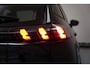 Peugeot 2008 50 kWh Allure 3-Fase [ Navi Camera Apple/Android Stoelverwarming ]