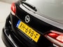 Opel Astra Sports Tourer 1.0 Sport (APPLE CARPLAY, GROOT NAVI, CLIMATE, TREKHAAK, SPORTSTOELEN, GETINT GLAS, PARKEERSENSOREN, NIEUWSTAAT)