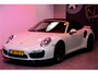 Porsche 911 Cabrio 3.8 Turbo 441kW/600pk PDK7 NL-AUTO!! AKRAPOVIC COMPLEET + SPORT CHRONO + PDLS PLUS + KEYLESS DRIVE + PASM + CAMERA + STOELVERWARMING&-VENTILATIE + BOSE SOUND + TARGET BLUEYE + MOSHAMMER SPOILERPAKKET + PARKSENSOREN V&A + 20" VOSSEN LM-VELGEN!