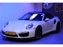 Porsche 911 Cabrio 3.8 Turbo 441kW/600pk PDK7 NL-AUTO!! AKRAPOVIC COMPLEET + SPORT CHRONO + PDLS PLUS + KEYLESS DRIVE + PASM + CAMERA + STOELVERWARMING&-VENTILATIE + BOSE SOUND + TARGET BLUEYE + MOSHAMMER SPOILERPAKKET + PARKSENSOREN V&A + 20" VOSSEN LM-VELGEN!