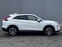 Mitsubishi Eclipse Cross 2.4 PHEV Intense / 8 Jaar Fabrieksgarantie** / Dealer onderhouden / 1.500 kg trekgewicht / ChadeMo snelladen / Navigatie via Apple Carplay Android / Stoelverwarming / 18" LM wielen /