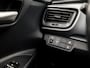 Kia Stonic 1.2 Sport (APPLE CARPLAY, NAVIGATIE, CAMERA, PARKEERSENSOREN, SPORTSTOELEN, CRUISE, LM VELGEN, TREKHAAK, NIEUWSTAAT)