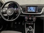 Kia Stonic 1.2 Sport (APPLE CARPLAY, NAVIGATIE, CAMERA, PARKEERSENSOREN, SPORTSTOELEN, CRUISE, LM VELGEN, TREKHAAK, NIEUWSTAAT)