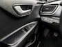 Kia Stonic 1.2 Sport (APPLE CARPLAY, NAVIGATIE, CAMERA, PARKEERSENSOREN, SPORTSTOELEN, CRUISE, LM VELGEN, TREKHAAK, NIEUWSTAAT)