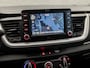 Kia Stonic 1.2 Sport (APPLE CARPLAY, NAVIGATIE, CAMERA, PARKEERSENSOREN, SPORTSTOELEN, CRUISE, LM VELGEN, TREKHAAK, NIEUWSTAAT)