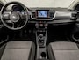 Kia Stonic 1.2 Sport (APPLE CARPLAY, NAVIGATIE, CAMERA, PARKEERSENSOREN, SPORTSTOELEN, CRUISE, LM VELGEN, TREKHAAK, NIEUWSTAAT)