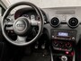 Audi A1 Sportback 1.2 TFSI Sport (5 DEURS, AIRCO, LM VELGEN, SPORTSTOELEN, GETINT GLAS, NIEUWE APK, NIEUWSTAAT)