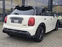MINI John Cooper Works Mini 1.5 Cooper Trim + BLACK OPTIC + PANO DAK + LED + VOLLEER