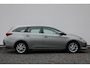 Toyota Auris Touring Sports 1.8 Hybrid Now Automaat, Keyless/Entry, Navigatie, Climate/CruiseControl, Achteruitrijcamera, 16'' inch LM velgen