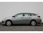 Toyota Auris Touring Sports 1.8 Hybrid Now Automaat, Keyless/Entry, Navigatie, Climate/CruiseControl, Achteruitrijcamera, 16'' inch LM velgen