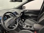Ford Kuga 1.5 EcoBoost ST Line Trekhaak Navigatie Parkeersensoren Park Assist Cruise Control Xenon Climate Control Lichtmetalen velgen Getinte ramen