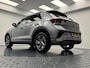 Volkswagen T-Roc 1.5 TSI DSG R-Line Afn.Trekhaak-Navigatie-Adapt.Cr.contr-Clima-Carplay-Camera-Virtual-Parkeersensoren-Lm17''velgen