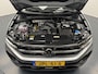 Volkswagen T-Roc 1.5 TSI DSG R-Line Afn.Trekhaak-Navigatie-Adapt.Cr.contr-Clima-Carplay-Camera-Virtual-Parkeersensoren-Lm17''velgen