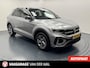 Volkswagen T-Roc 1.5 TSI DSG R-Line Afn.Trekhaak-Navigatie-Adapt.Cr.contr-Clima-Carplay-Camera-Virtual-Parkeersensoren-Lm17''velgen