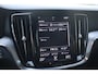 Volvo V60 B3 Momentum Advantage 163pk | Carplay | Trekhaak | Camera | ACC | Climate | LED | Dodehoek |