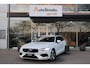 Volvo V60 B3 Momentum Advantage 163pk | Carplay | Trekhaak | Camera | ACC | Climate | LED | Dodehoek |