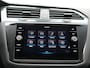 Volkswagen Tiguan 1.4 TSI eHybrid R-Line Business+ Automaat - ACC - IQ light - Panodak - Stoelverwarming - Lederen interieur