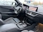 BMW 1-Serie 118i Sport Line Achteruitrijcamera Trekhaak LED Sportstoelen Carplay BTW auto