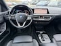 BMW 1-Serie 118i Sport Line Achteruitrijcamera Trekhaak LED Sportstoelen Carplay BTW auto