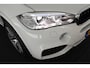 BMW X5 xDrive30d 259pk High Executive M-Sport Panoramadak Trekhaak Leder Memory Camera Keyless Navigatie