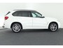 BMW X5 xDrive30d 259pk High Executive M-Sport Panoramadak Trekhaak Leder Memory Camera Keyless Navigatie