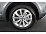 Volkswagen T-Roc 1.5 TSI 150pk DSG Life Edition Stoelverwarming Camera Keyless Led Navigatie