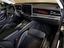 Volkswagen Passat Variant 1.5 eTSI Elegance Business / 150pk / Panorama dak / Trekhaak / Dodehoek / Stoel en stuur verwarming /