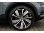 Volvo XC40 Recharge P8 AWD R-Design | 12 Mnd. Garantie | Panoramadak & Trekhaak | Nette en zeer complete XC40 (Dealer Onderhouden)