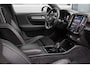 Volvo XC40 Recharge P8 AWD R-Design | 12 Mnd. Garantie | Panoramadak & Trekhaak | Nette en zeer complete XC40 (Dealer Onderhouden)