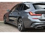 BMW 3-Serie Touring M340d xDrive Pano ACC HiFi El-zetels Adp-onderstel 19inch