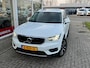 Volvo XC40 1.5 T3 Momentum Pro, Panorama dak